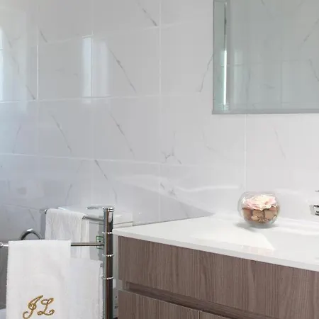 Casa Jose Lourenco Semesterbostad