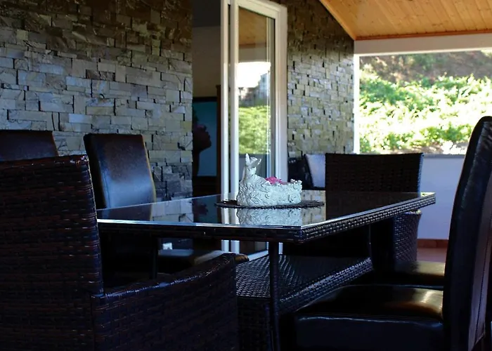 Casa Jose Lourenco Ferienhaus